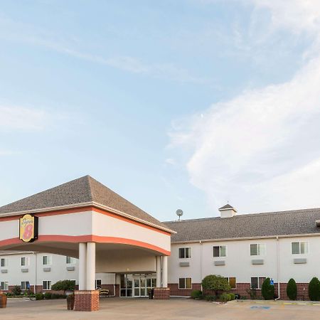 Hotel Super 8 By Wyndham Salina Exteriér fotografie