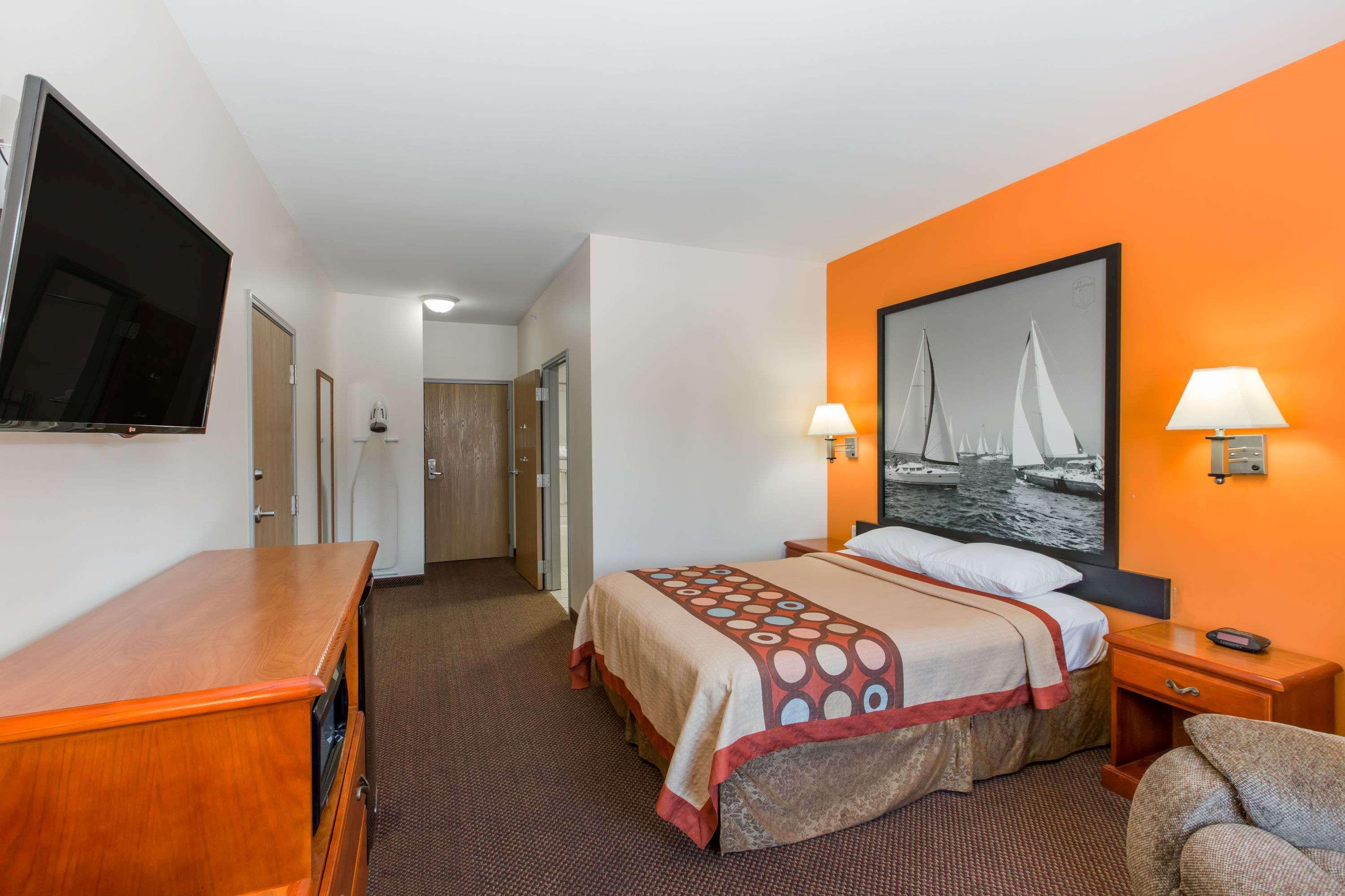 Hotel Super 8 By Wyndham Salina Exteriér fotografie