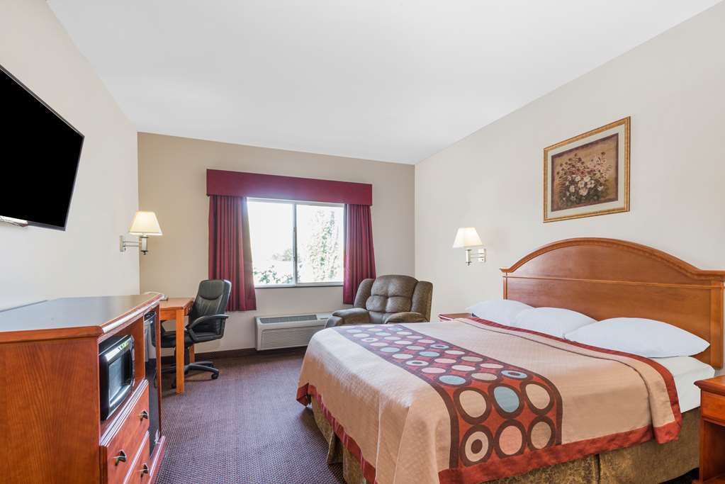 Hotel Super 8 By Wyndham Salina Pokoj fotografie